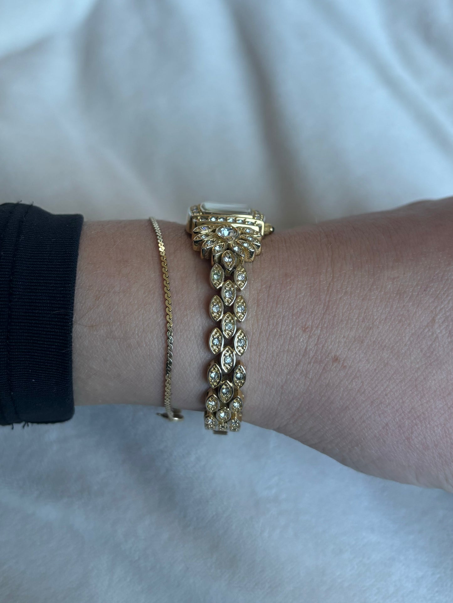 vintage ornate diamanté watch - working