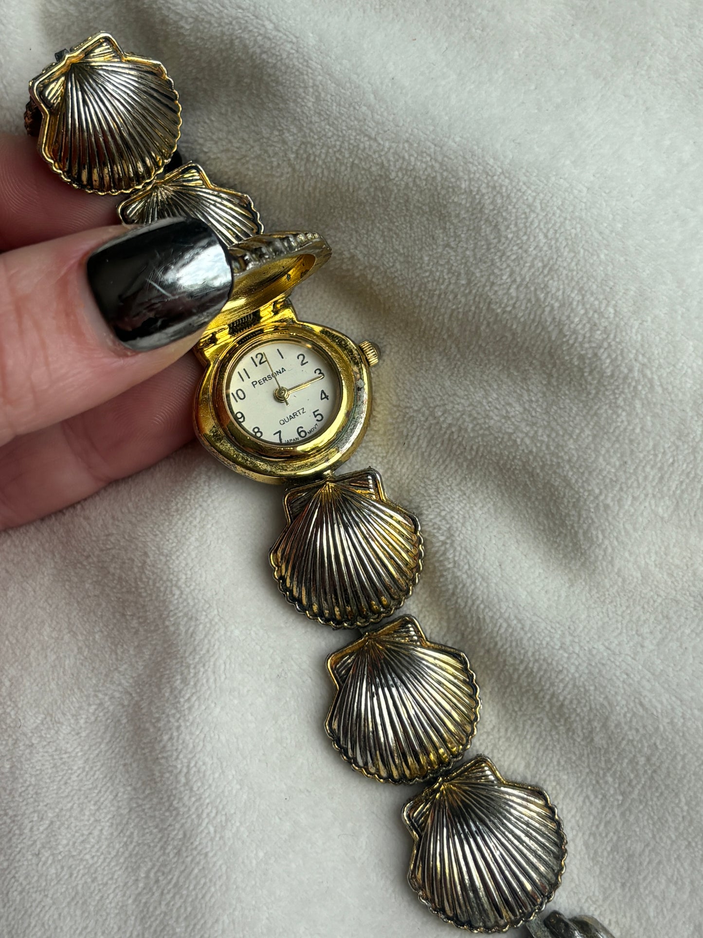 Rare Vintage Seashell Hidden Dial Watch