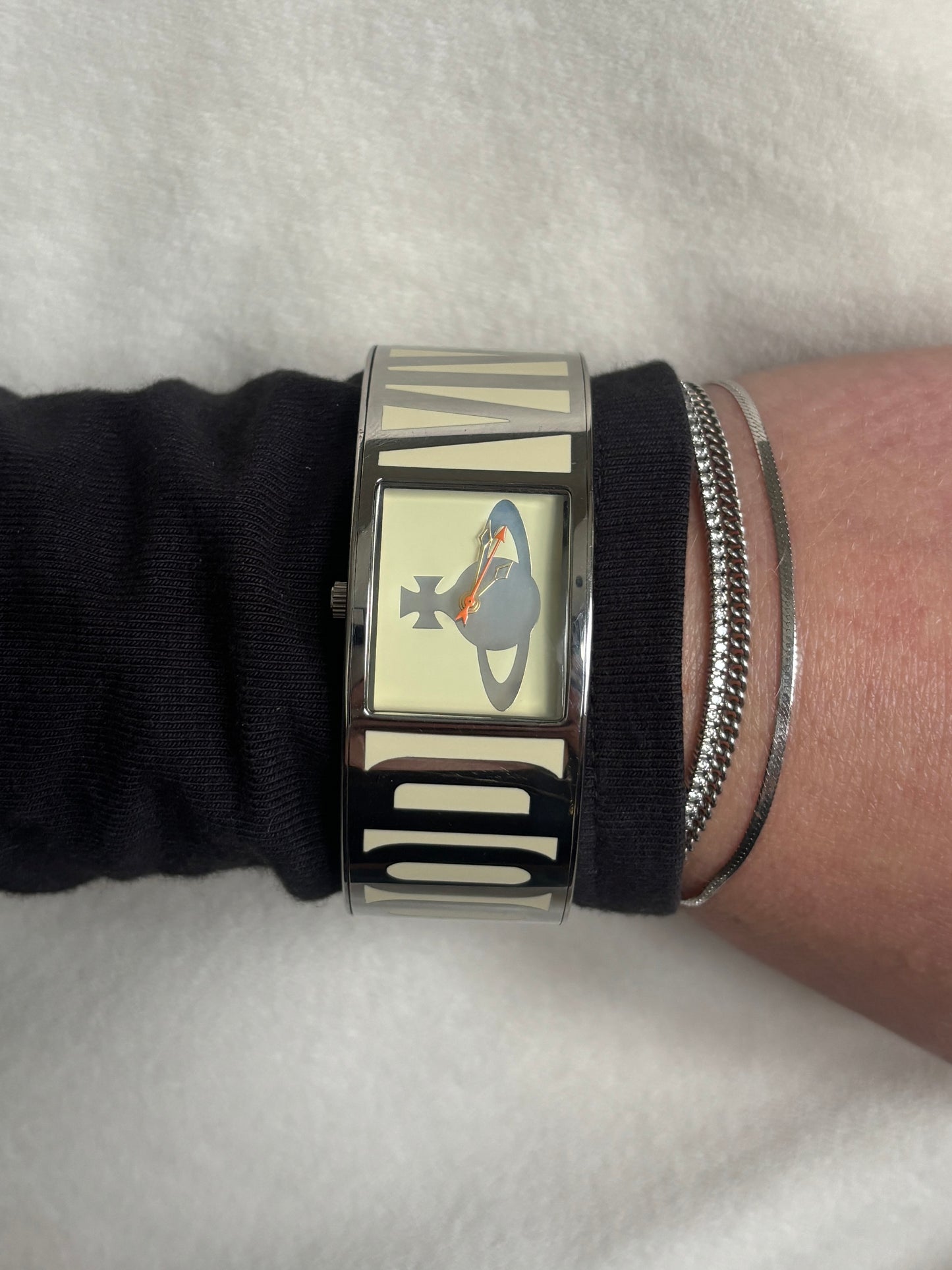 Vivienne Westwood Bangle Orb Dial Watch - Working