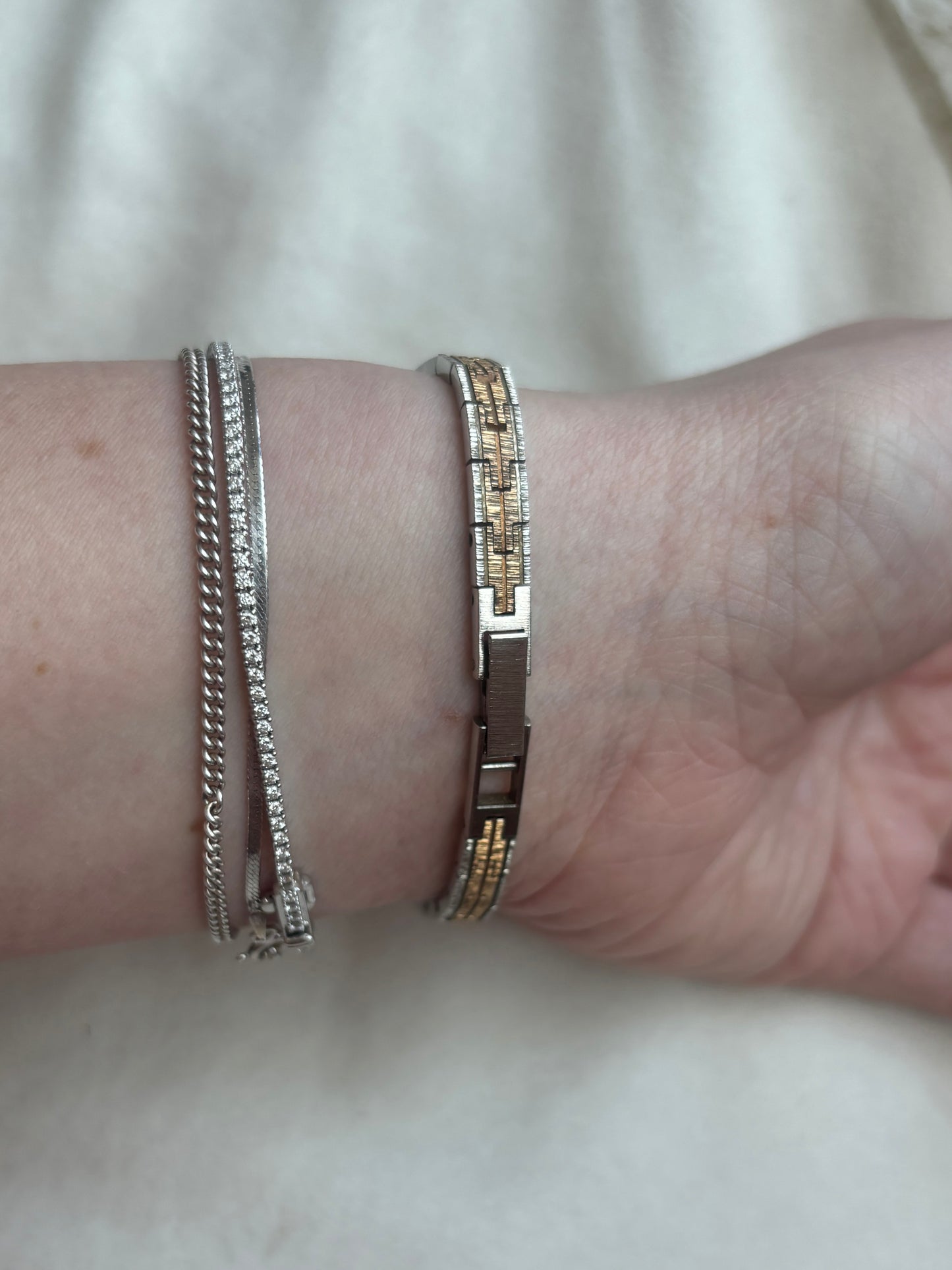 Rare Tri-Tone Dainty Helbros Watch - Working