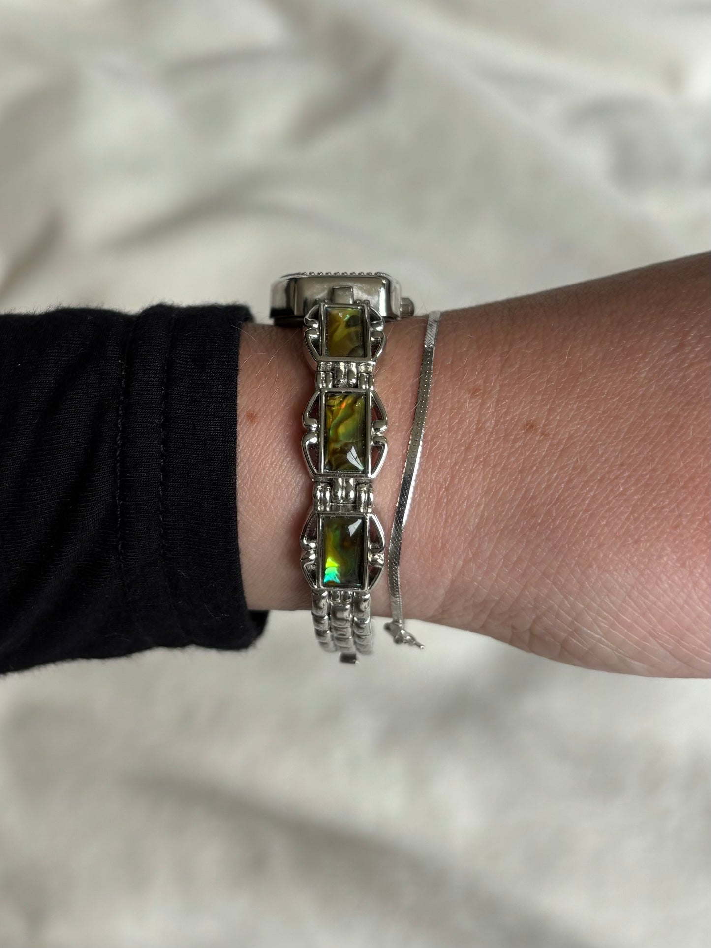 dainty vintage abalone link watch - working