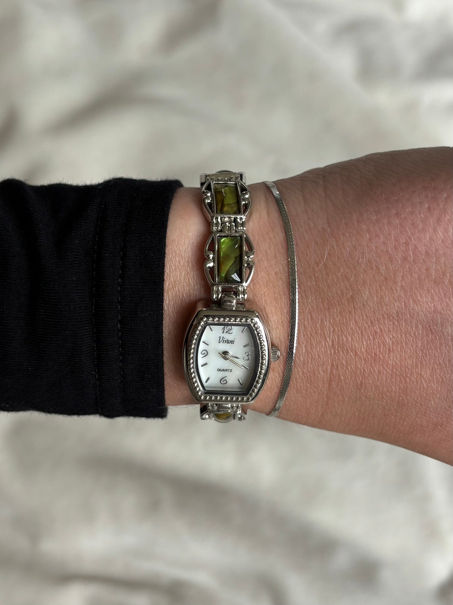 dainty vintage abalone link watch - working