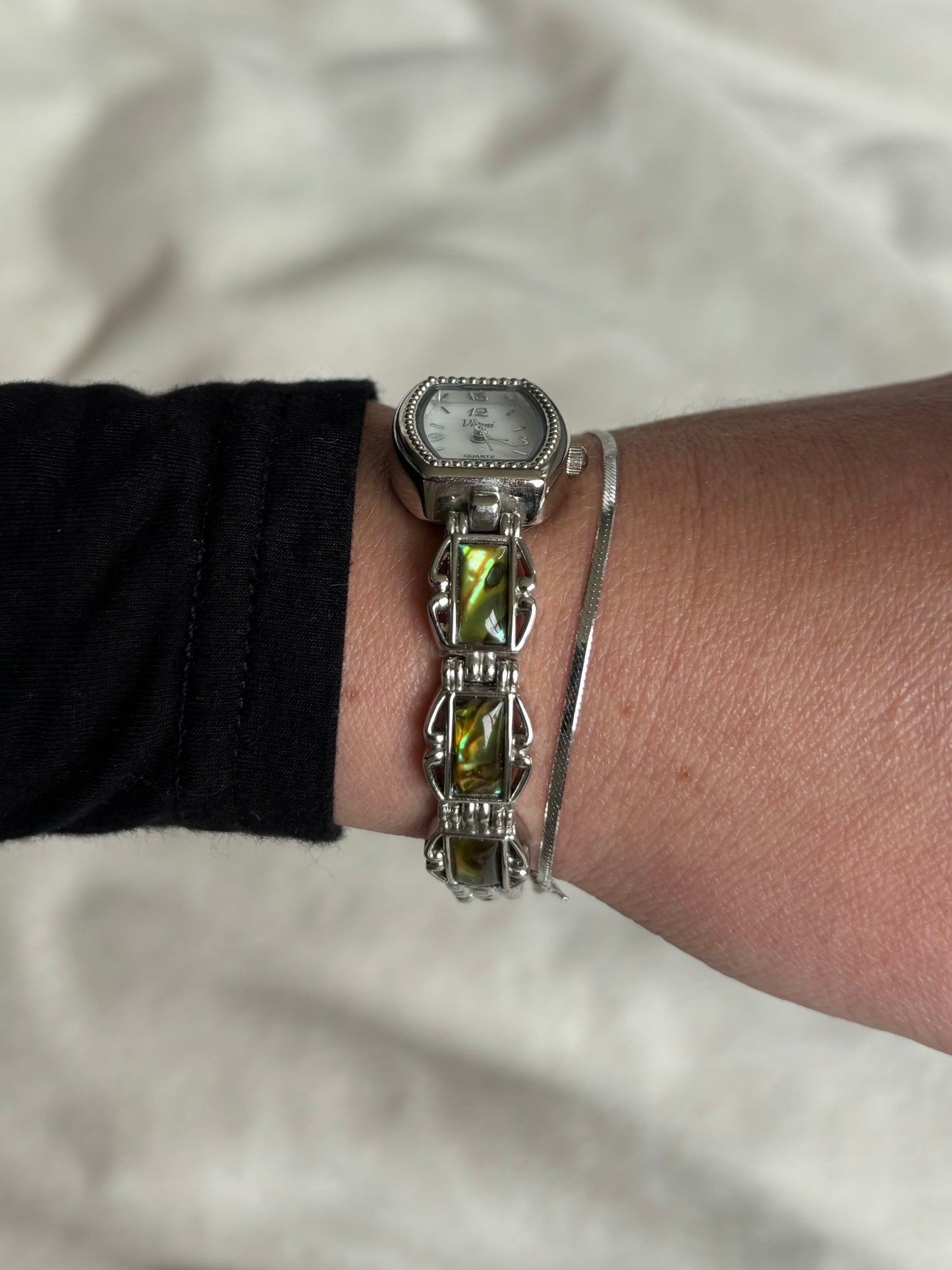 dainty vintage abalone link watch - working