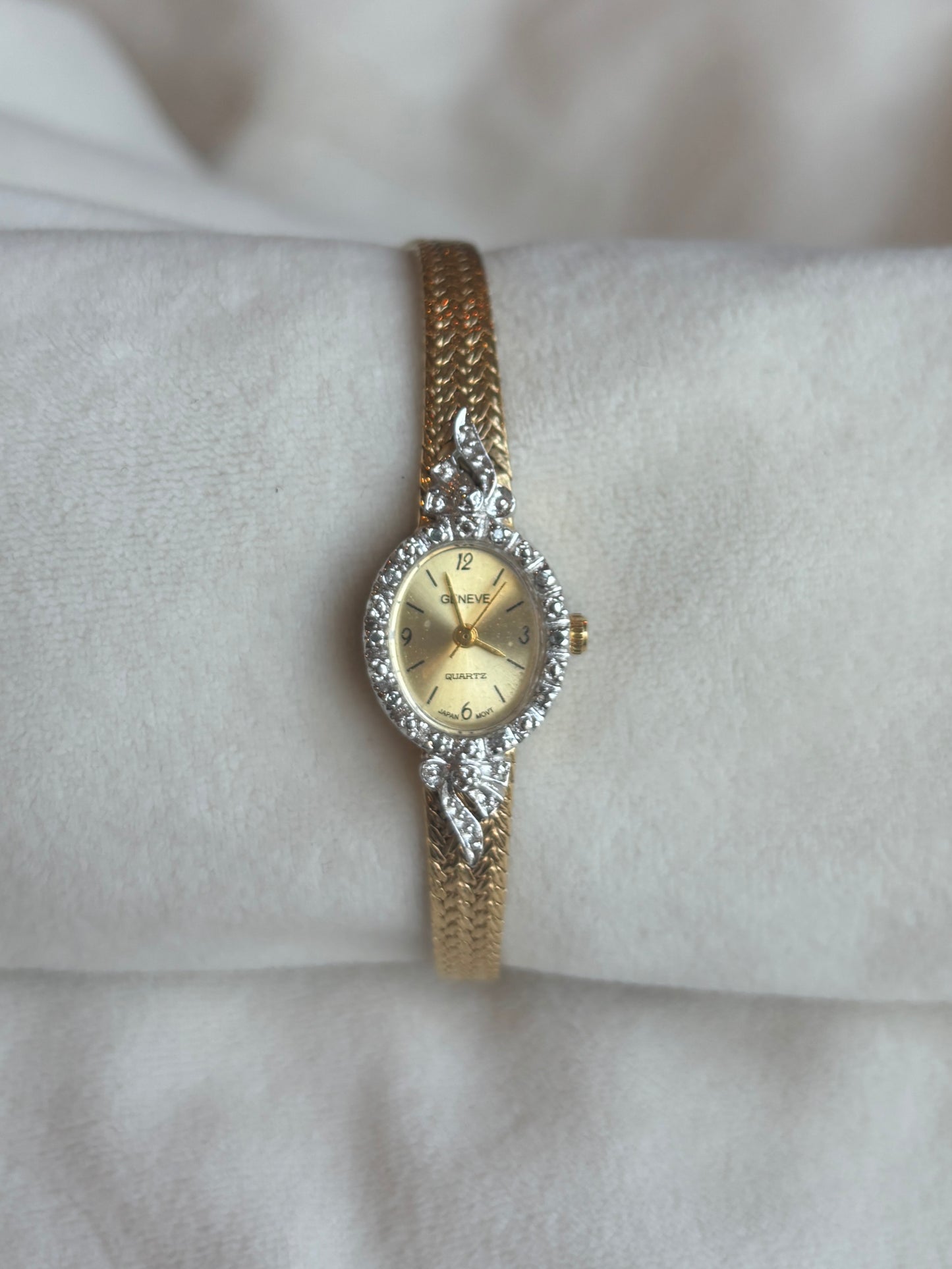 vintage diamond filled bow watch - working