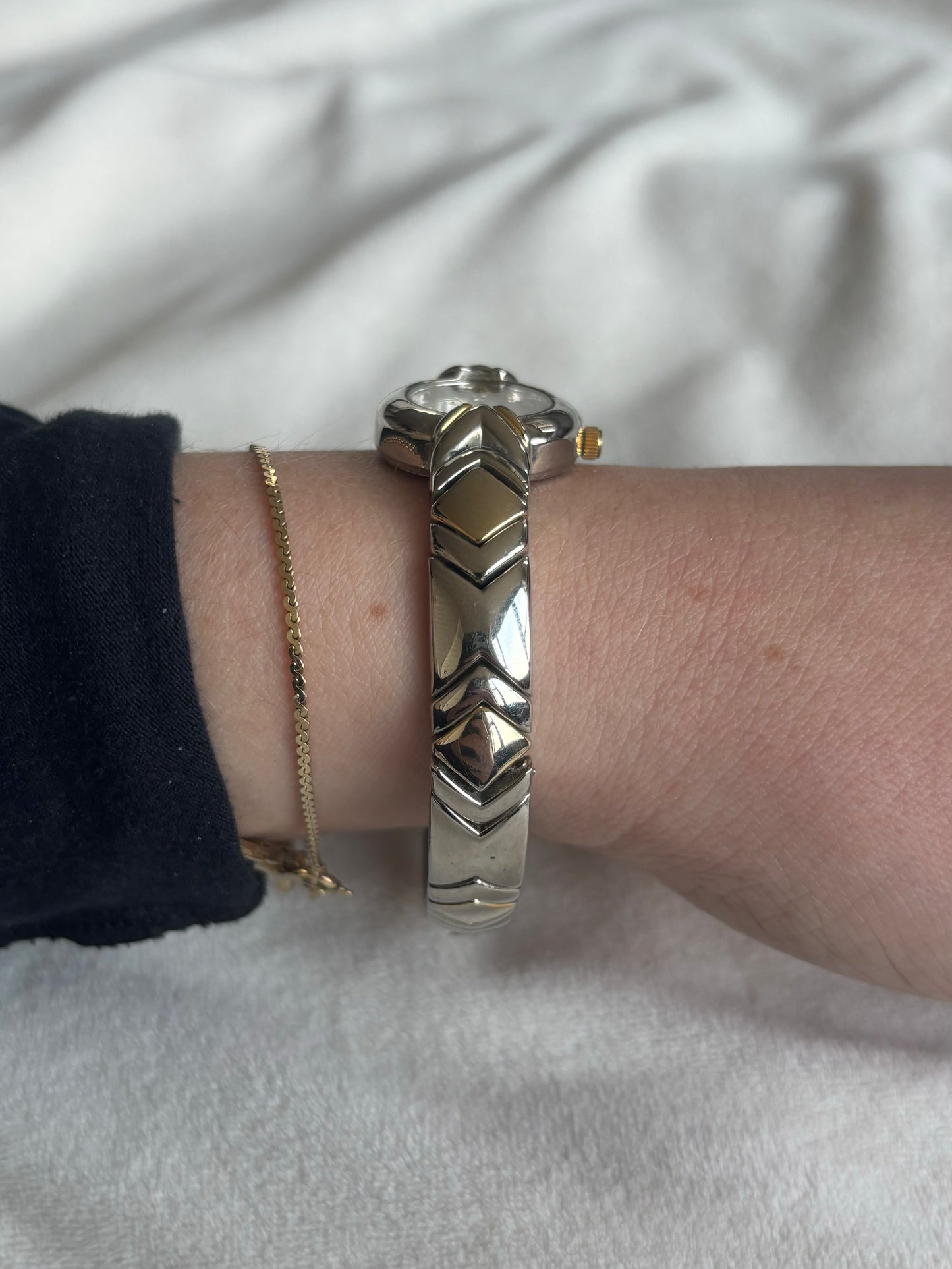 vintage shiny capezio watch - working