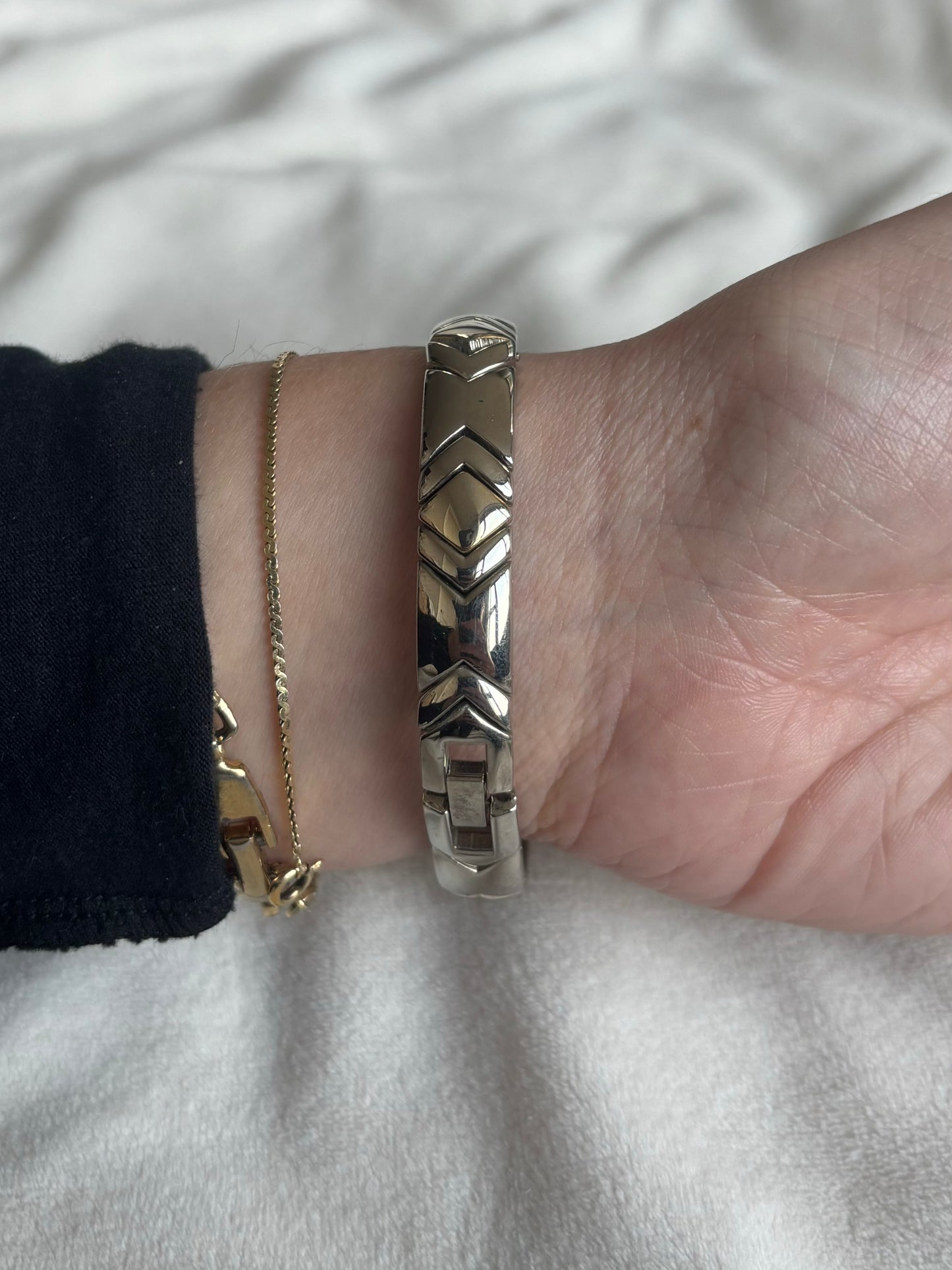 vintage shiny capezio watch - working