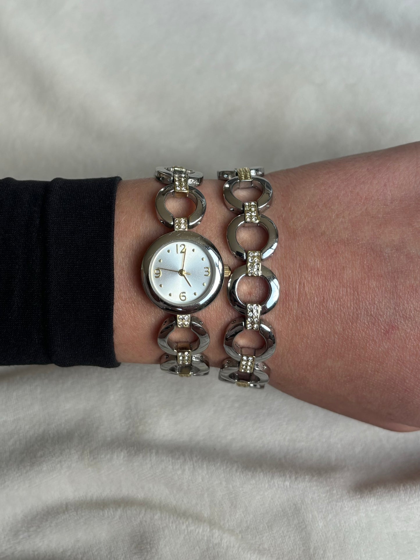 two-tone dainty vintage watch bundle- working