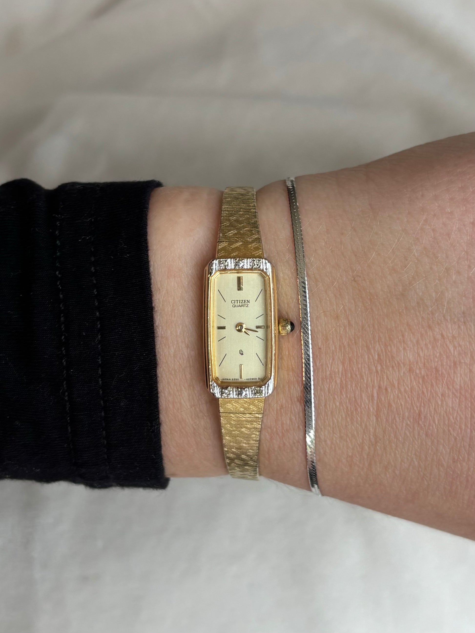 Gold plated citizen watch clearance