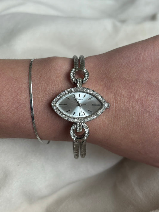 vintage dainty silver eye watch - working