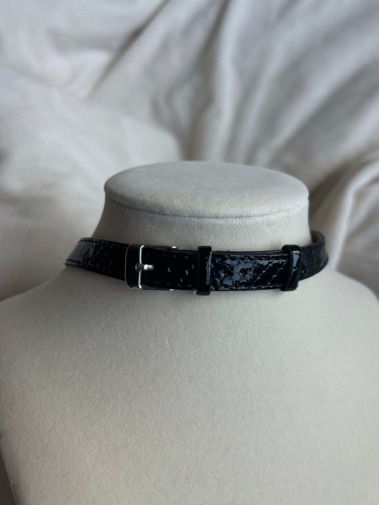 vintage watch choker - working