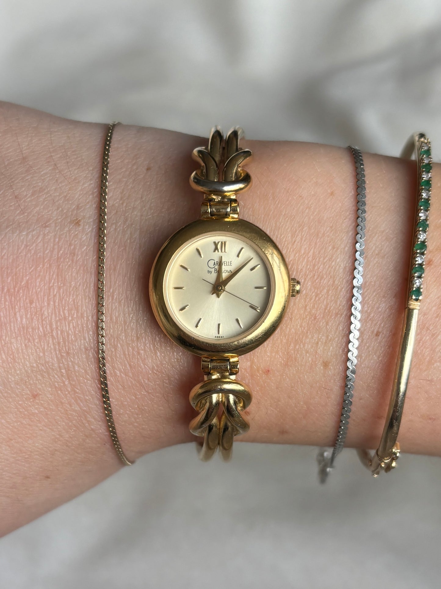 dainty vintage caravelle by bulova knot watch - working