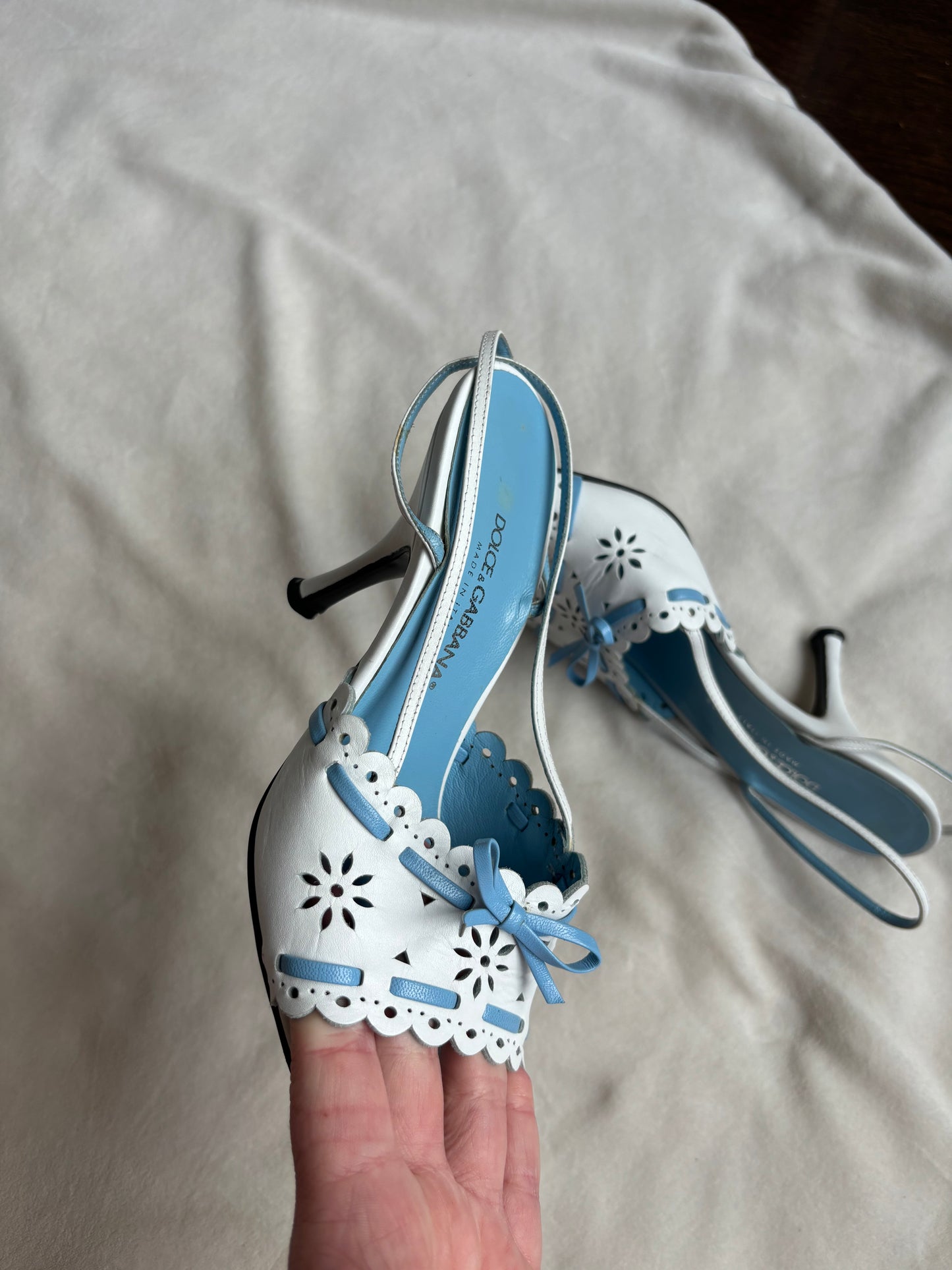 Authentic 1990s Dolce & Gabbana White & Blue Floral Eyelet Bow Sandal Kitten Slingback Heels