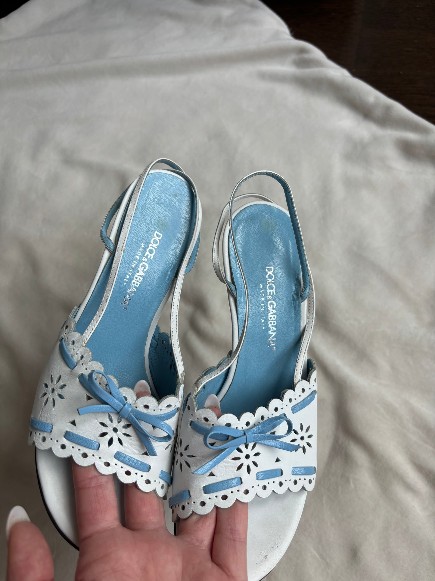 Authentic 1990s Dolce & Gabbana White & Blue Floral Eyelet Bow Sandal Kitten Slingback Heels