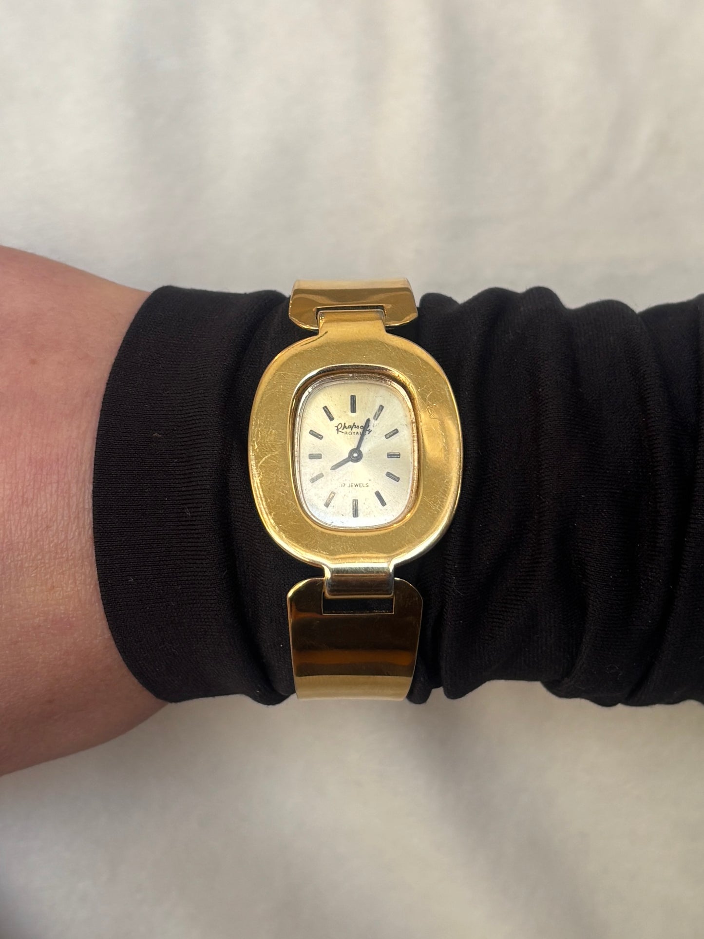 1970s Gold Rhapsody Royale Watch - Working