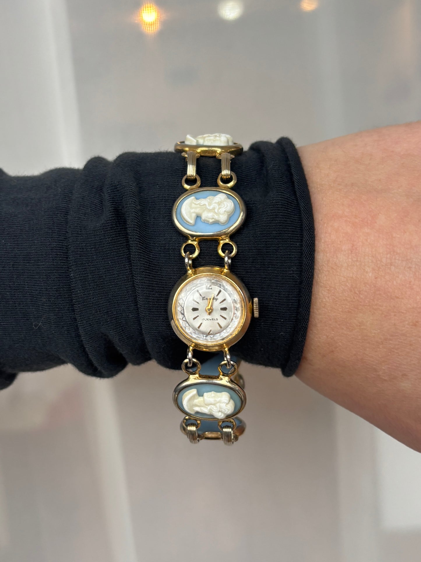 Rare Vintage Crosby Cameo Watch - Working